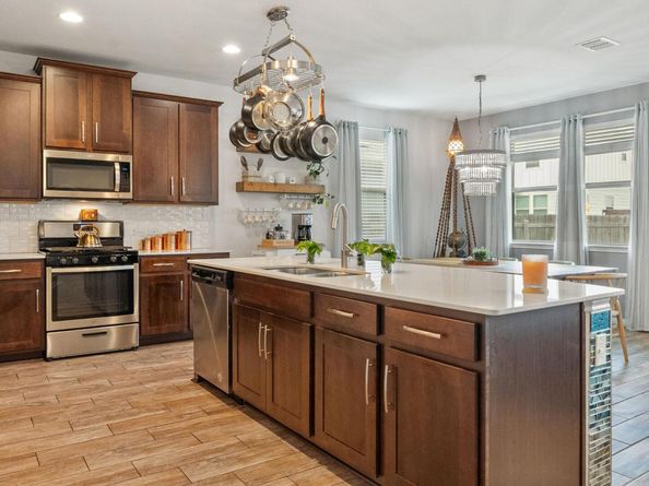 1306 Falconer WAY, Austin TX 78748