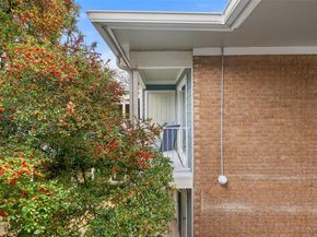 400 W 35th ST 210, Austin TX 78705