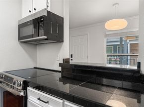 400 W 35th ST 210, Austin TX 78705