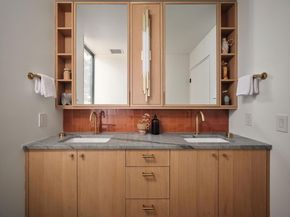 2201 Garden ST, Austin TX 78702