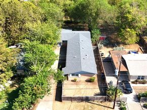 1308 E 52nd ST A and B, Austin TX 78723