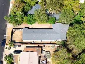 1308 E 52nd ST A and B, Austin TX 78723