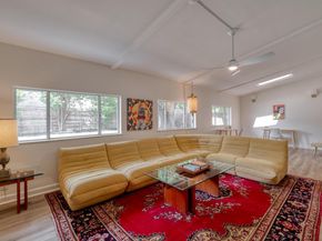 9214 Hunters TRCE E, Austin TX 78758