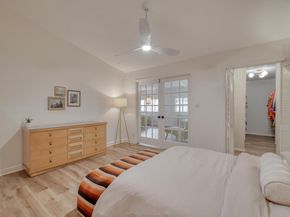 9214 Hunters TRCE E, Austin TX 78758