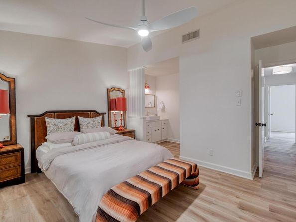 9214 Hunters TRCE E, Austin TX 78758