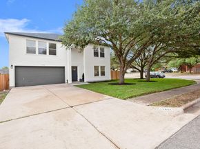 17901 Narsitin LN, Pflugerville TX 78660