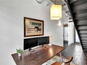 4801 S Congress Ave B2, Austin TX 78745
