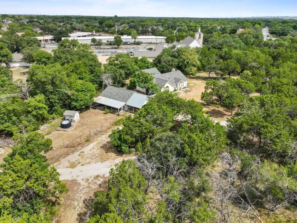 2105 Sam Bass RD, Round Rock TX 78681