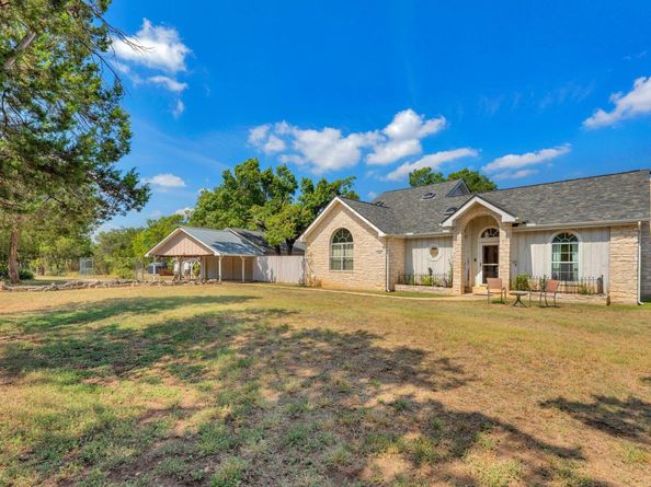 2105 Sam Bass RD, Round Rock TX 78681