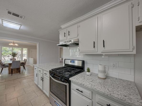 3206 Barnsley Dr, Austin TX 78745