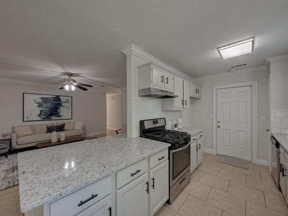 3206 Barnsley Dr, Austin TX 78745