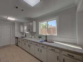 3206 Barnsley Dr, Austin TX 78745