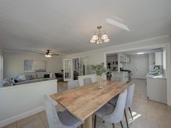 3206 Barnsley Dr, Austin TX 78745