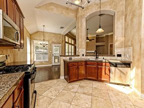 1504 Laurel Oak LOOP, Round Rock TX 78665