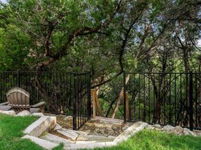 215 Vista Village CV, Austin TX 78738