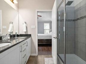 9413 Solana Vista LOOP A, Austin TX 78750