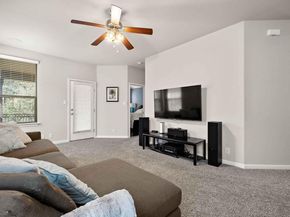 9413 Solana Vista LOOP A, Austin TX 78750