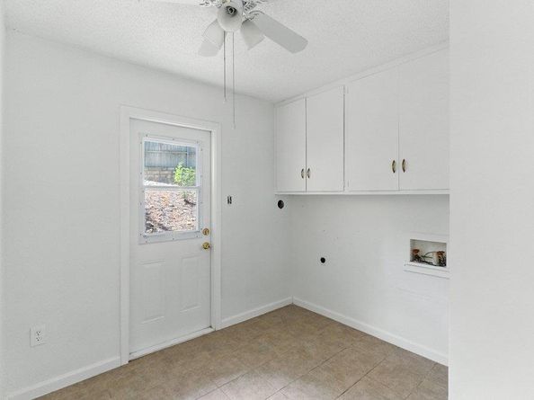 2401 Homedale CIR, Austin TX 78704