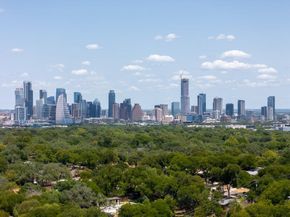 2401 Homedale CIR, Austin TX 78704