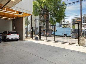 1615 E 7th ST 306, Austin TX 78702