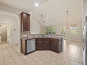 12105 Pepperidge DR, Austin TX 78739