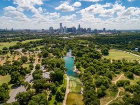 2010 Goodrich Ave 2B, Austin TX 78704