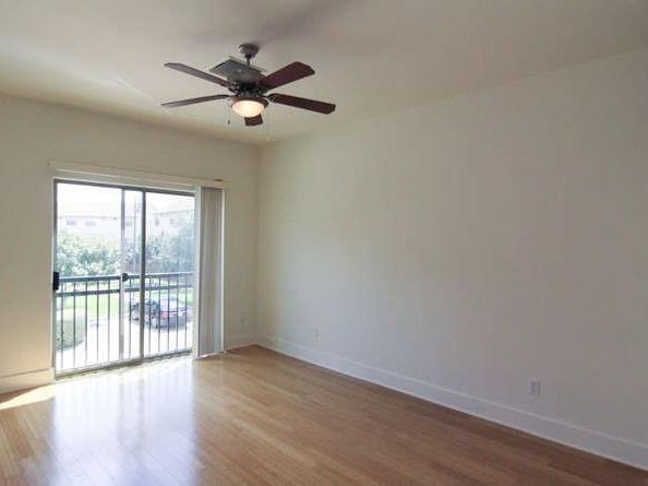 13420 Lyndhurst ST 401, 408, 303, Austin TX 78729