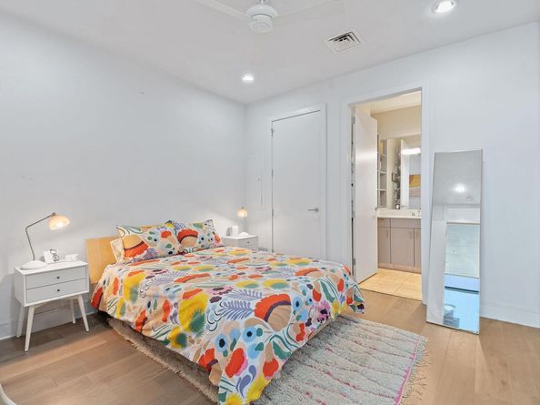 555 E 5th ST 817, Austin TX 78701