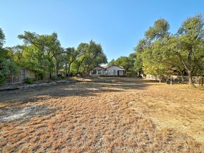 7804 Phoenix Pass, Austin TX 78737