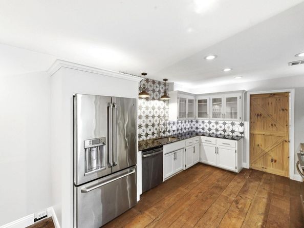 7804 Phoenix Pass, Austin TX 78737