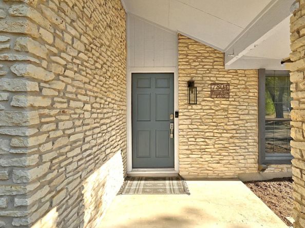 7804 Phoenix Pass, Austin TX 78737