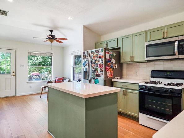 1422 Wheatfall LN, Austin TX 78748