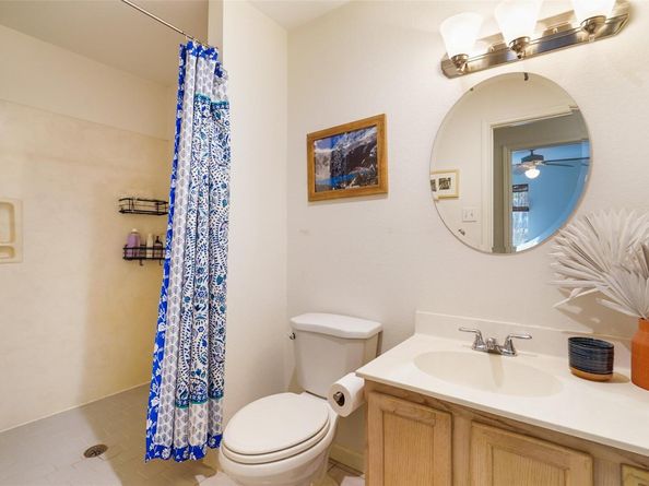 1422 Wheatfall LN, Austin TX 78748