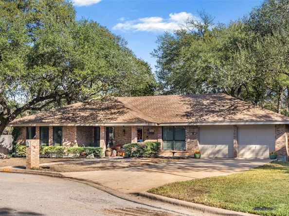 6903 Treaty Oak CIR, Austin TX 78749