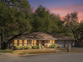 6903 Treaty Oak CIR, Austin TX 78749