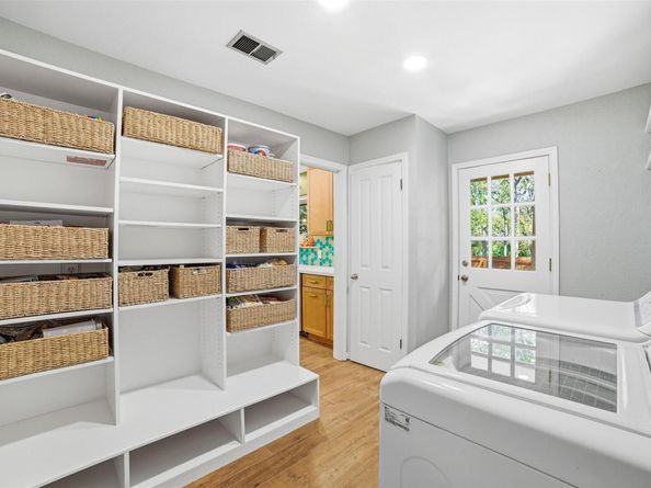 6903 Treaty Oak CIR, Austin TX 78749