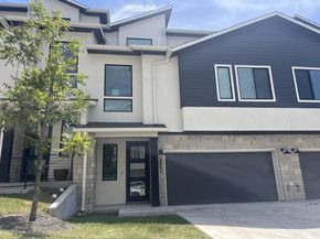 2050 Lohmans SPUR 1804, Lakeway TX 78734