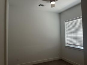 2050 Lohmans SPUR 1804, Lakeway TX 78734