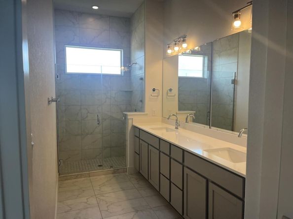 2050 Lohmans SPUR 1804, Lakeway TX 78734