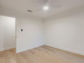 11703 Oak Knoll DR, Austin TX 78759