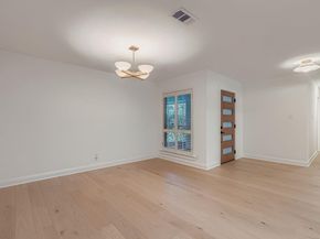 11703 Oak Knoll DR, Austin TX 78759