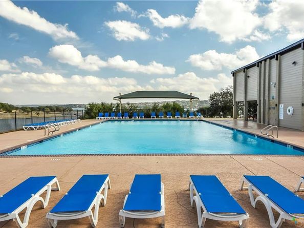133 Comanche PT, Point Venture TX 78645