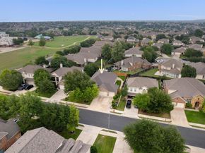 4212 Fairmeadow DR, Round Rock TX 78665