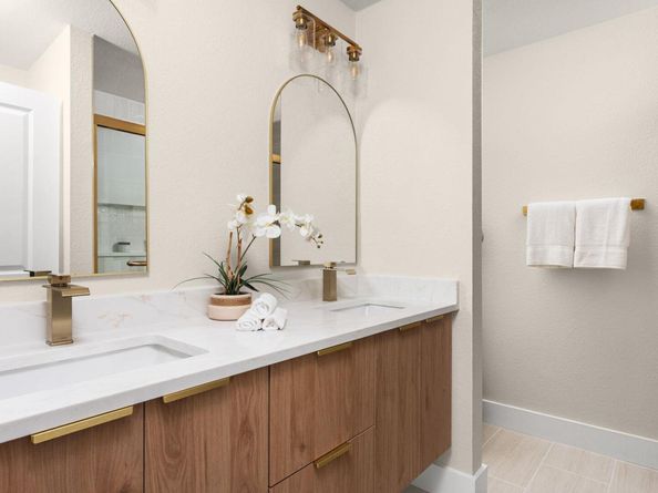 8121 Greenslope DR, Austin TX 78759