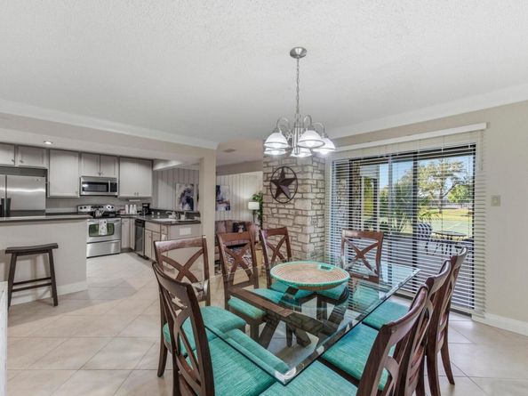 107 World Of Tennis SQ, Lakeway TX 78738