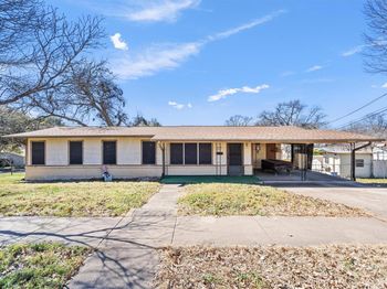2000 Cedar Ave