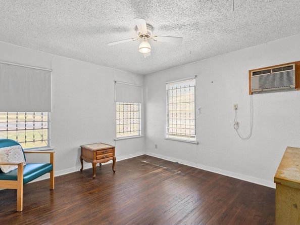 2000 Cedar Ave, Austin TX 78722