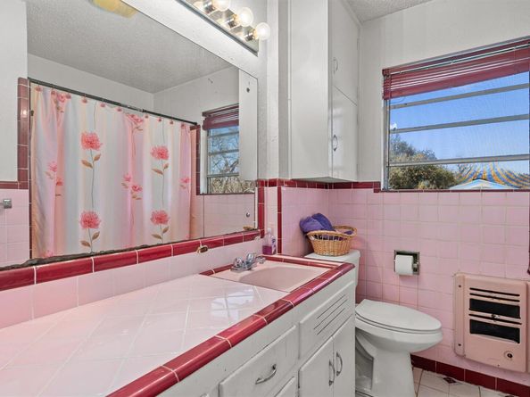 2000 Cedar Ave, Austin TX 78722