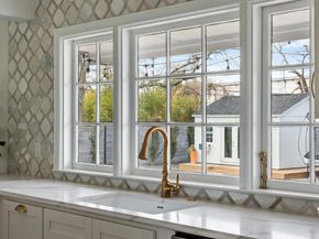 4002 Bradwood RD, Austin TX 78722