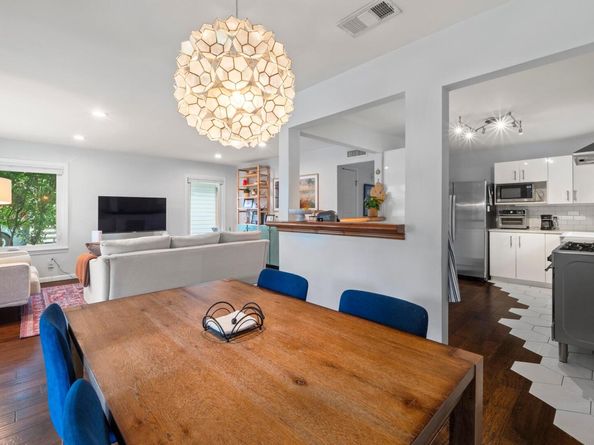 1301 Ridgemont DR, Austin TX 78723